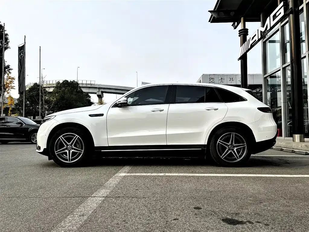 Mercedes-Benz EQC 2021 из CN, фото 7