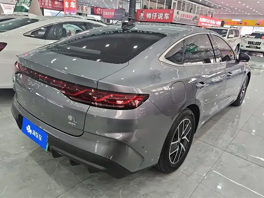 BYD Qin L — фото 8