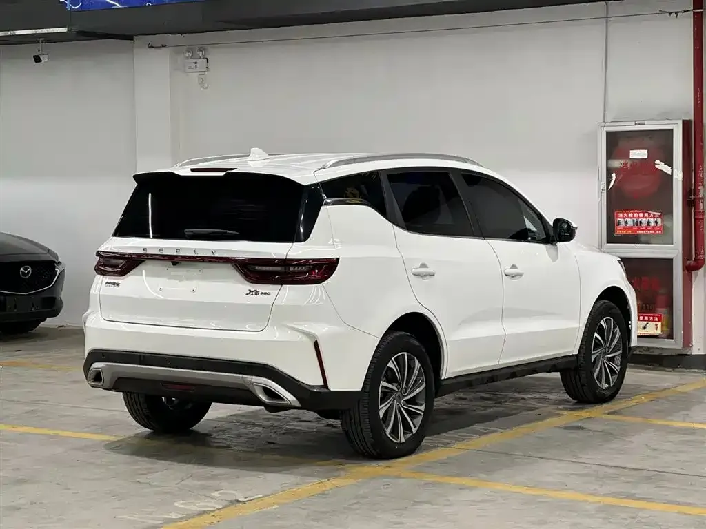 Geely Vision X6 — фото 6