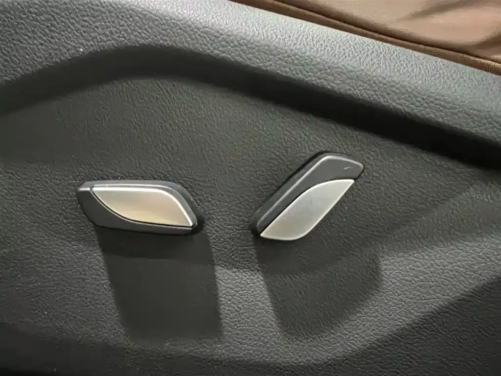 Geely Vision X6 — фото 10