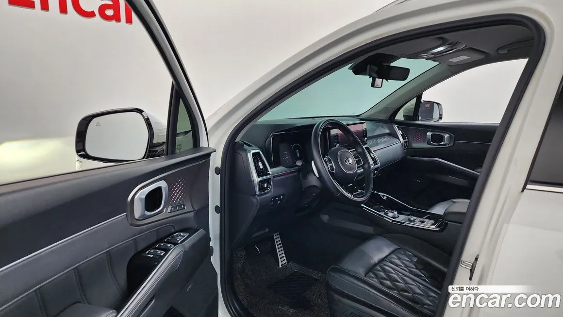 Kia Sorento — фото 9