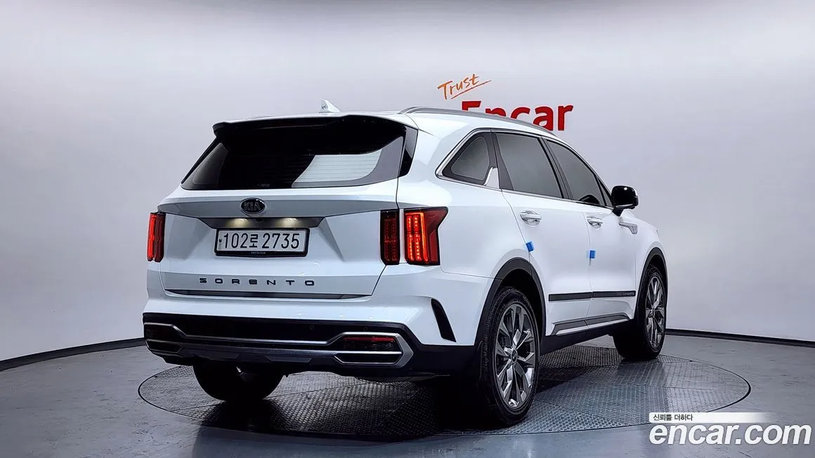 Kia Sorento — фото 7