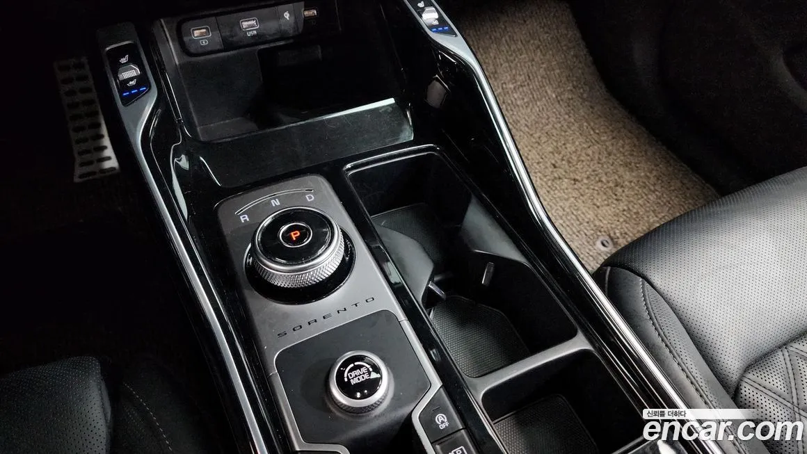 Kia Sorento — фото 4