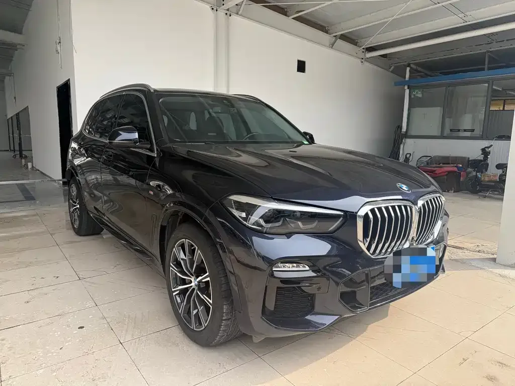 BMW X5 (Import) — фото 5