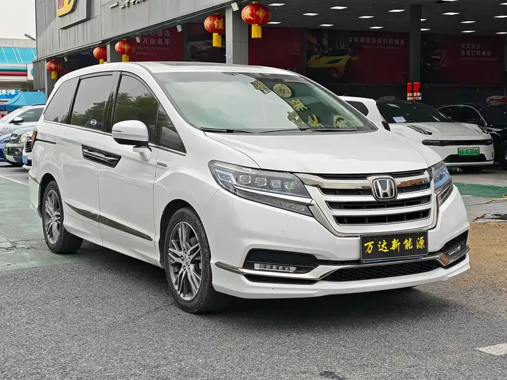 Honda Elysion 2021 из CN, фото 6