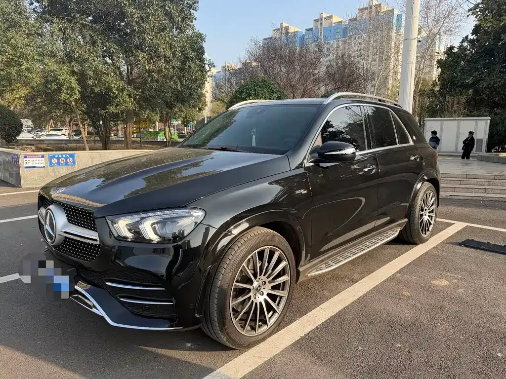 Mercedes-Benz GLE — фото 1