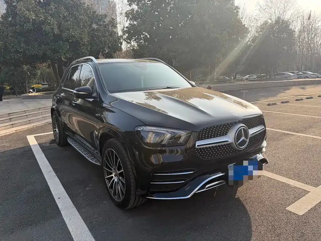 Mercedes-Benz GLE — фото 6