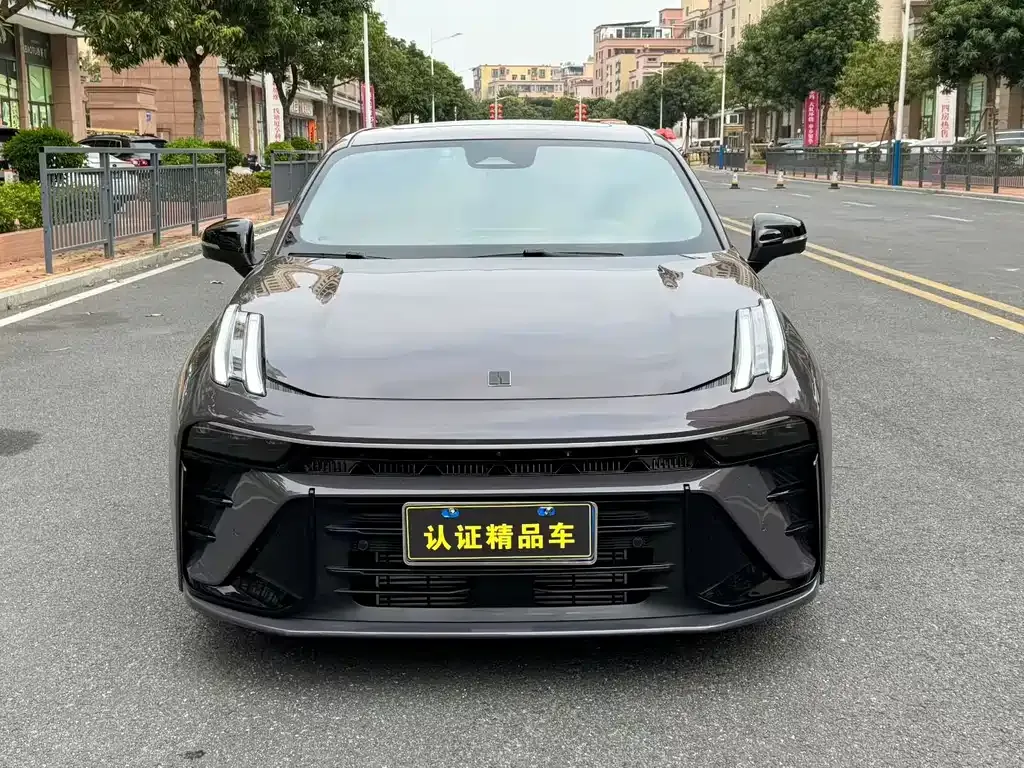 Lynk & Co 03 2025 из CN, фото 9