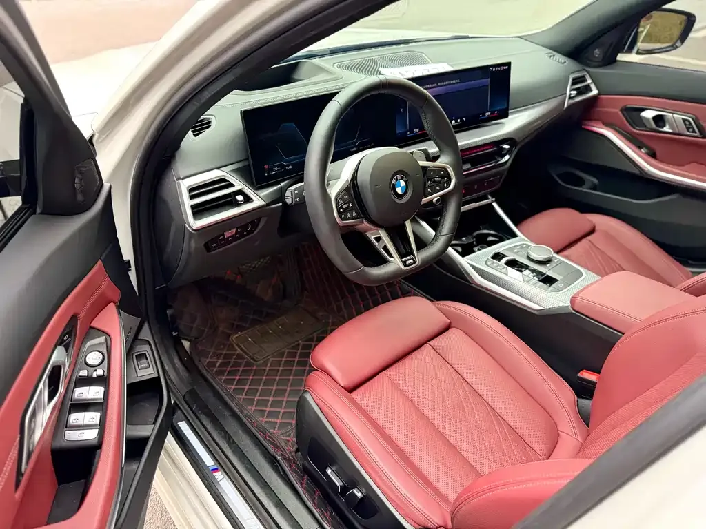 BMW 3 Series 2024 из CN, фото 3