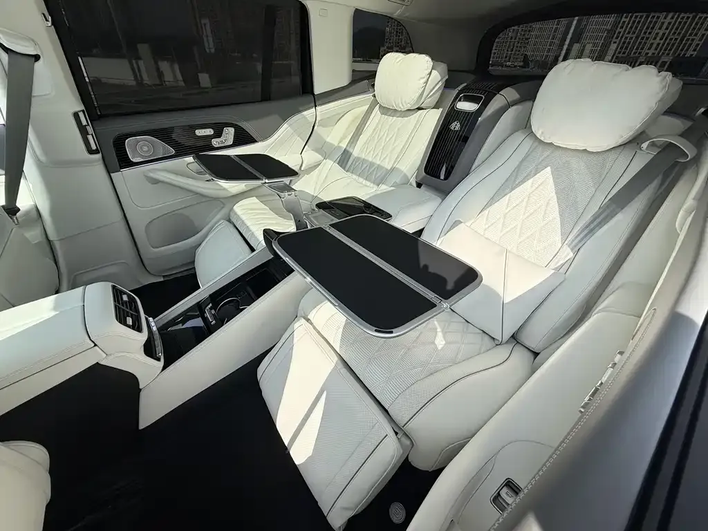 Mercedes-Benz GLS 2024 из CN, фото 9