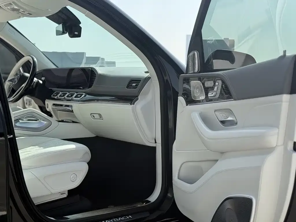 Mercedes-Benz GLS 2024 из CN, фото 2