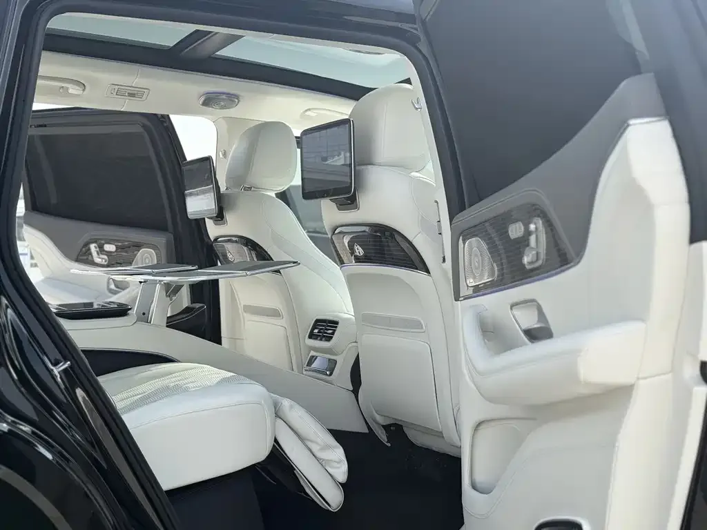 Mercedes-Benz GLS 2024 из CN, фото 5