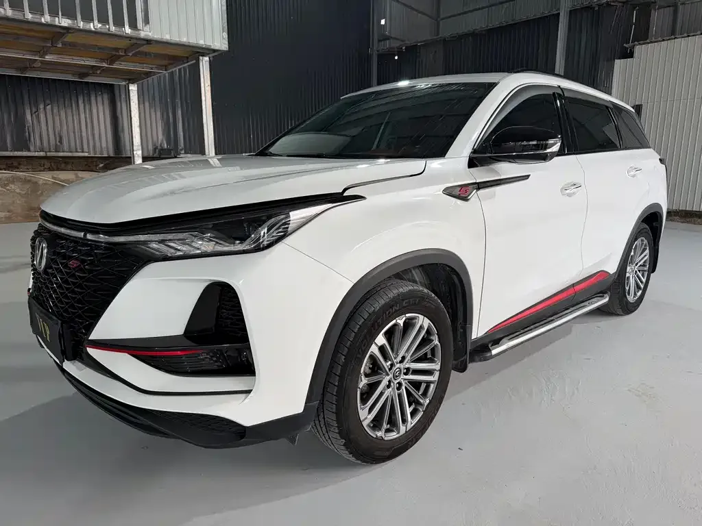 Changan CS75PLUS — фото 3