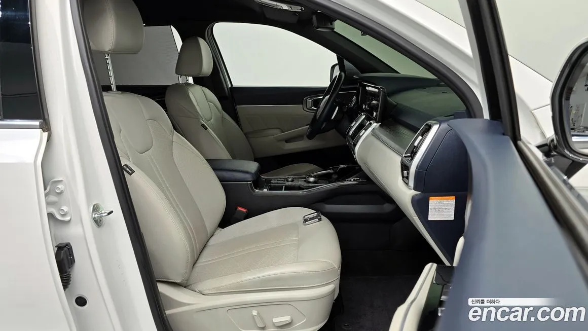 Kia Sorento — фото 8