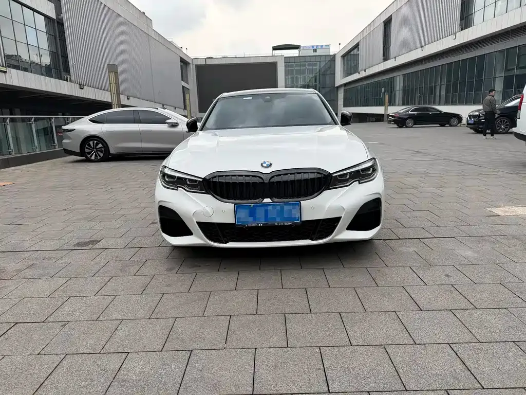 BMW 3 Series — фото 10