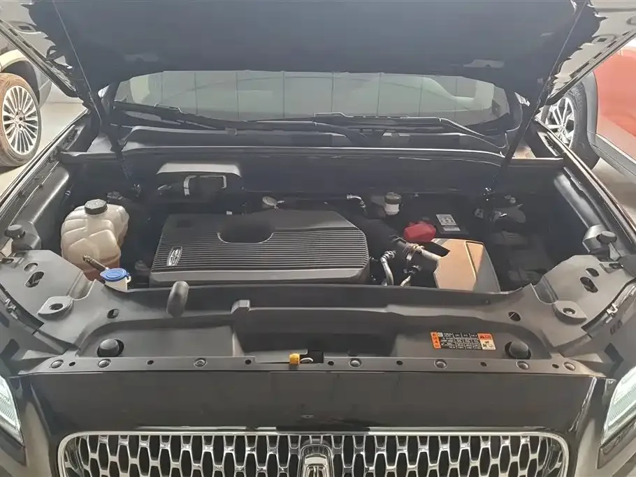 Lincoln Nautilus 2023 из CN, фото 8