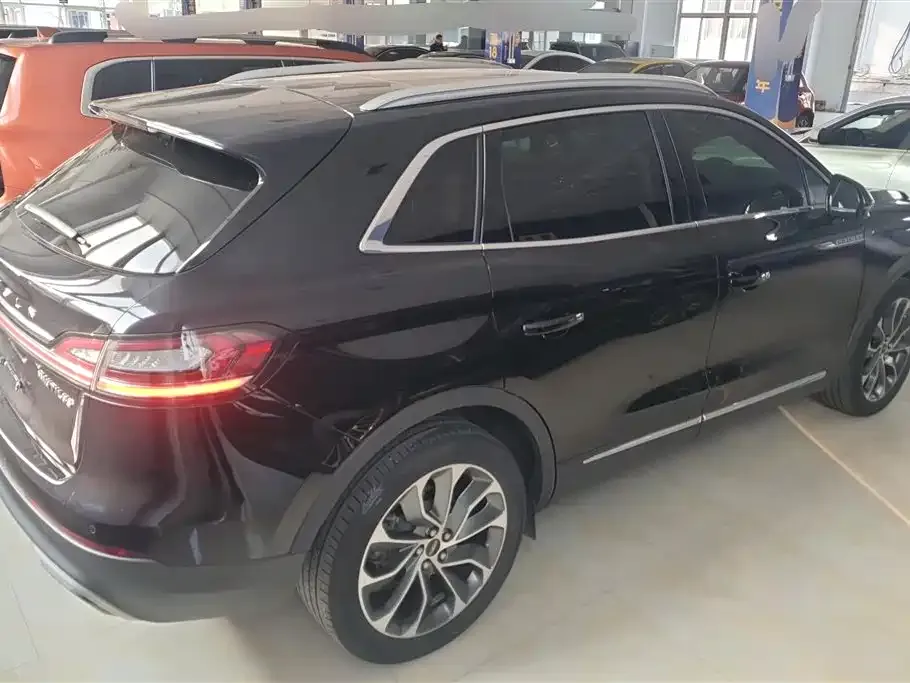 Lincoln Nautilus 2023 из CN, фото 2