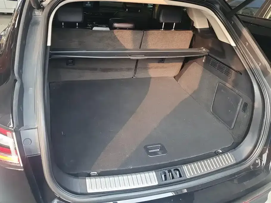 Lincoln Nautilus 2023 из CN, фото 7