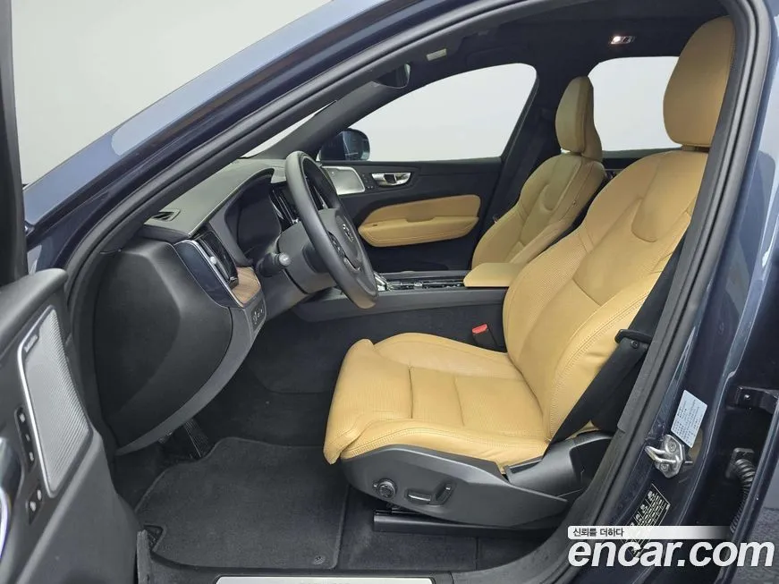 Volvo XC60 2021 из KR, фото 9