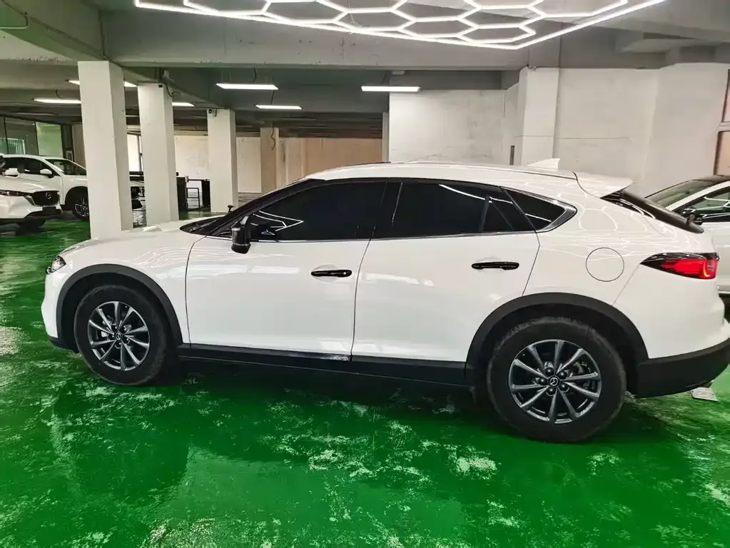 Mazda CX-4 — фото 9