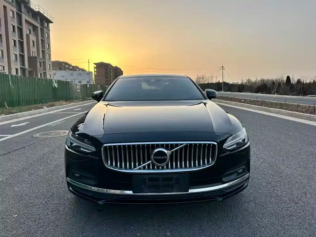 Volvo S90 — фото 4