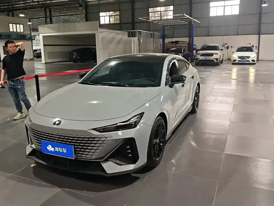 Changan UNI-V 2022 из CN, фото 1