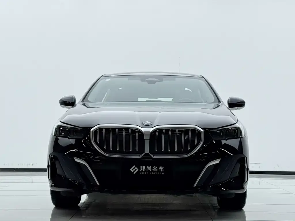 BMW i5 2025 из CN, фото 2