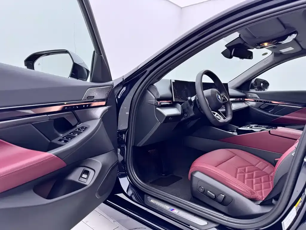 BMW i5 2025 из CN, фото 3