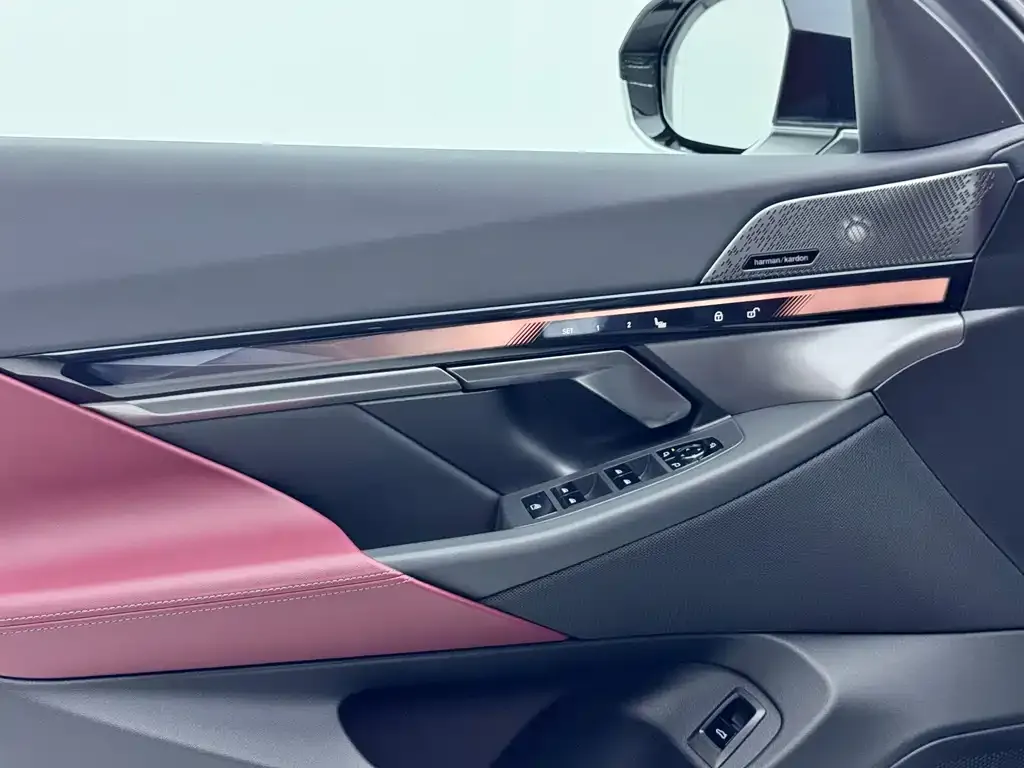 BMW i5 2025 из CN, фото 7