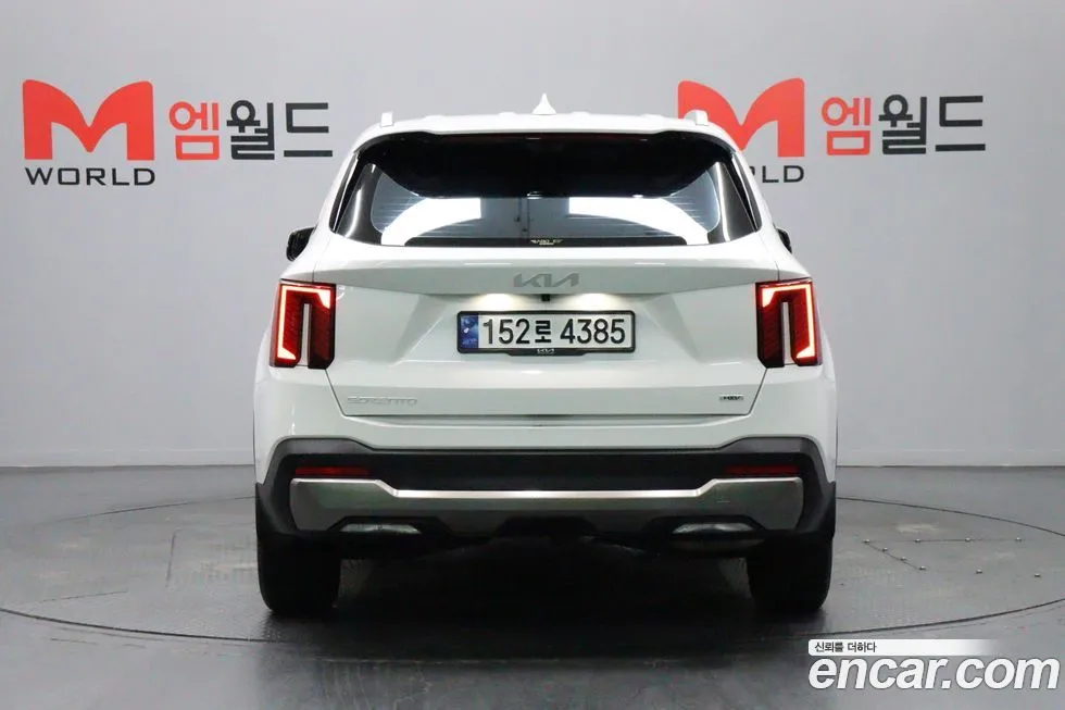 Kia Sorento — фото 7