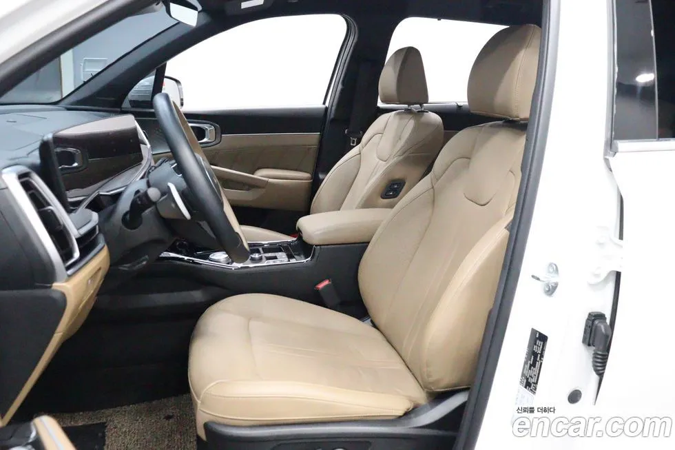 Kia Sorento — фото 10