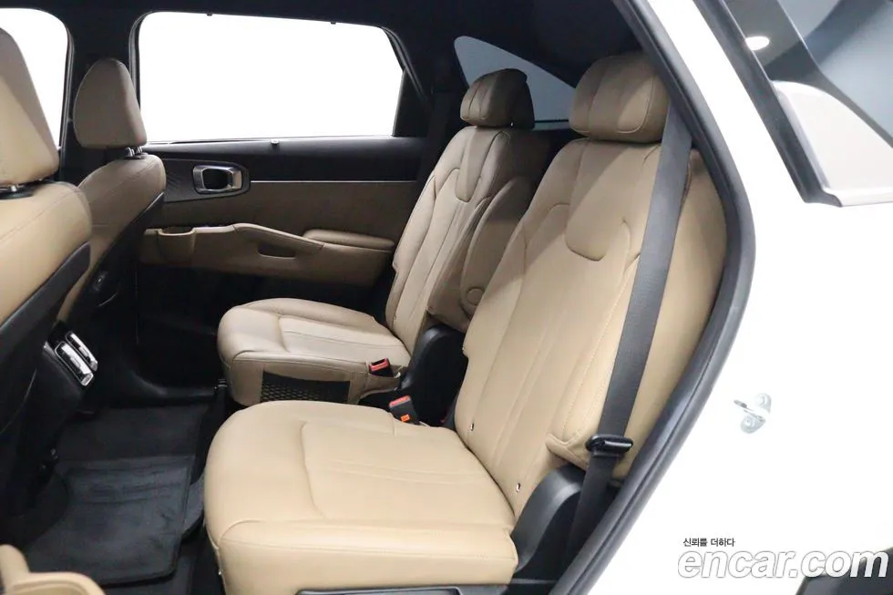 Kia Sorento — фото 3