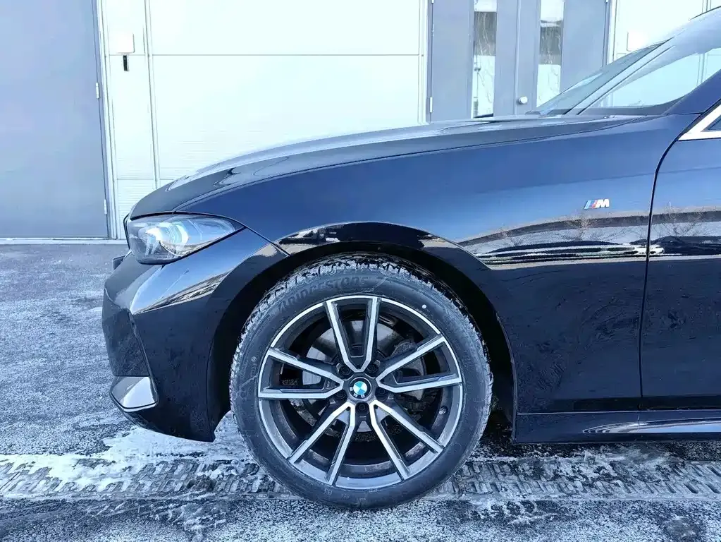 BMW 3 Series 2025 из CN, фото 8