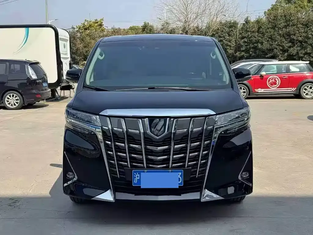 Toyota Alphard 2023 из CN, фото 8