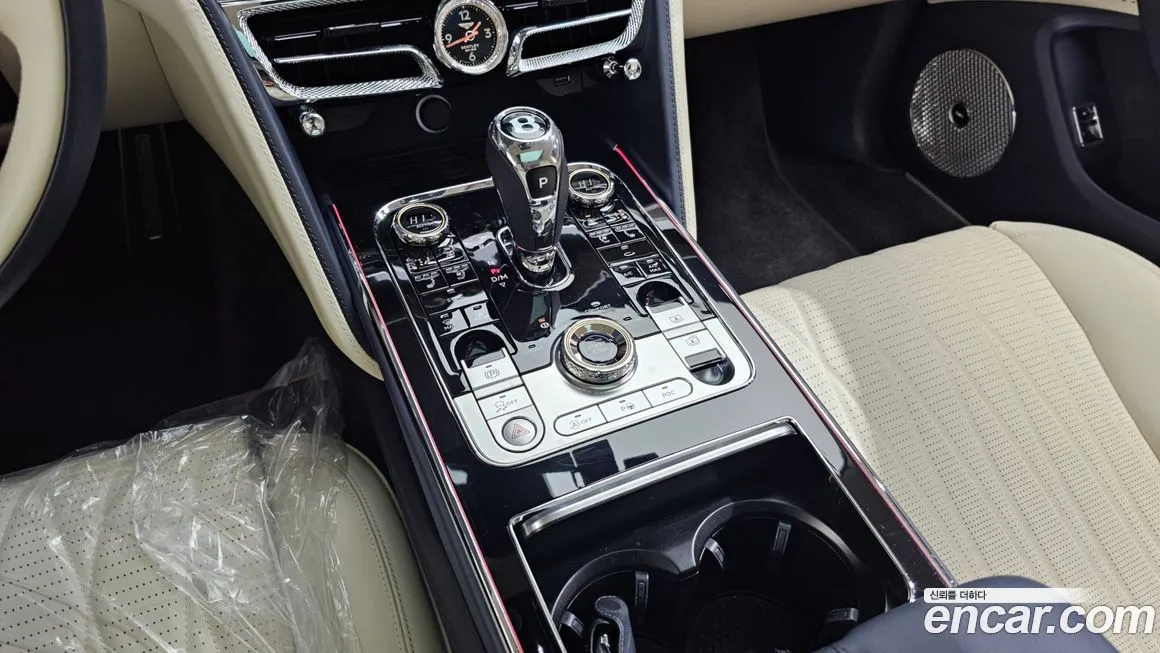 Bentley Flying Spur 2022 из KR, фото 8