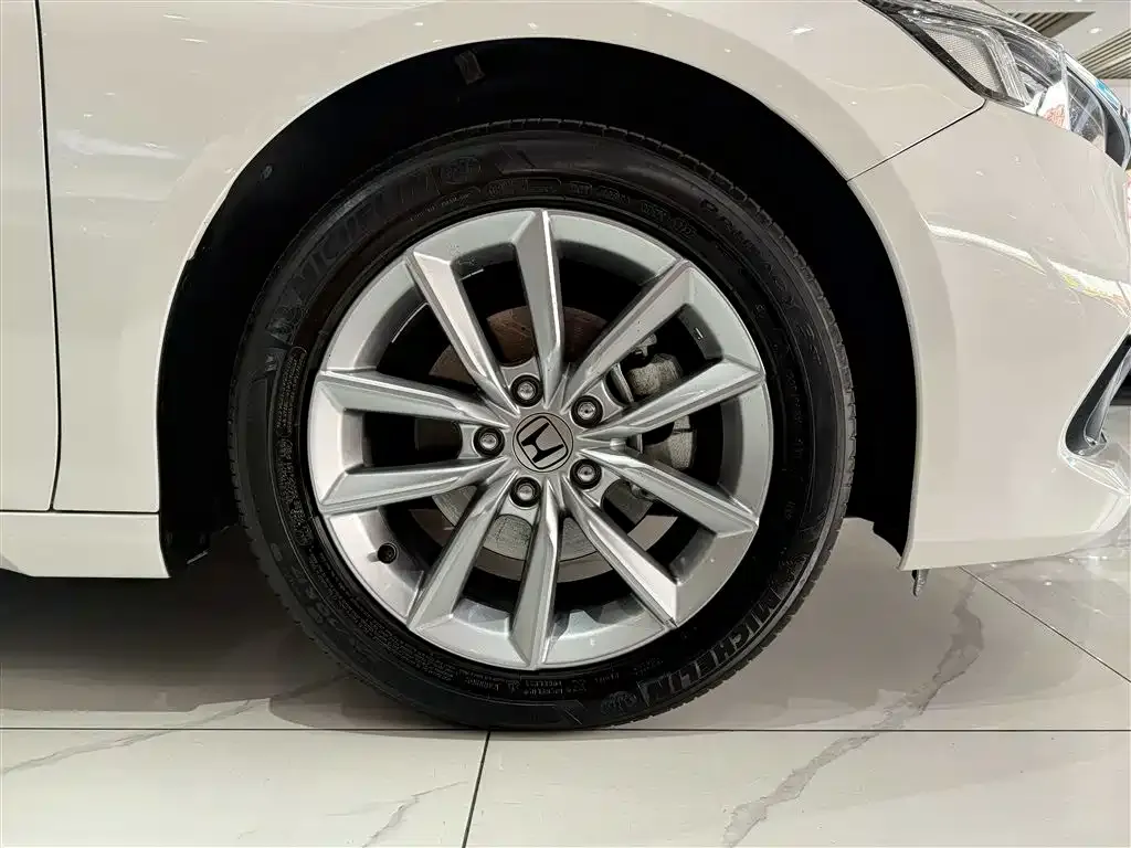 Honda Accord — фото 2
