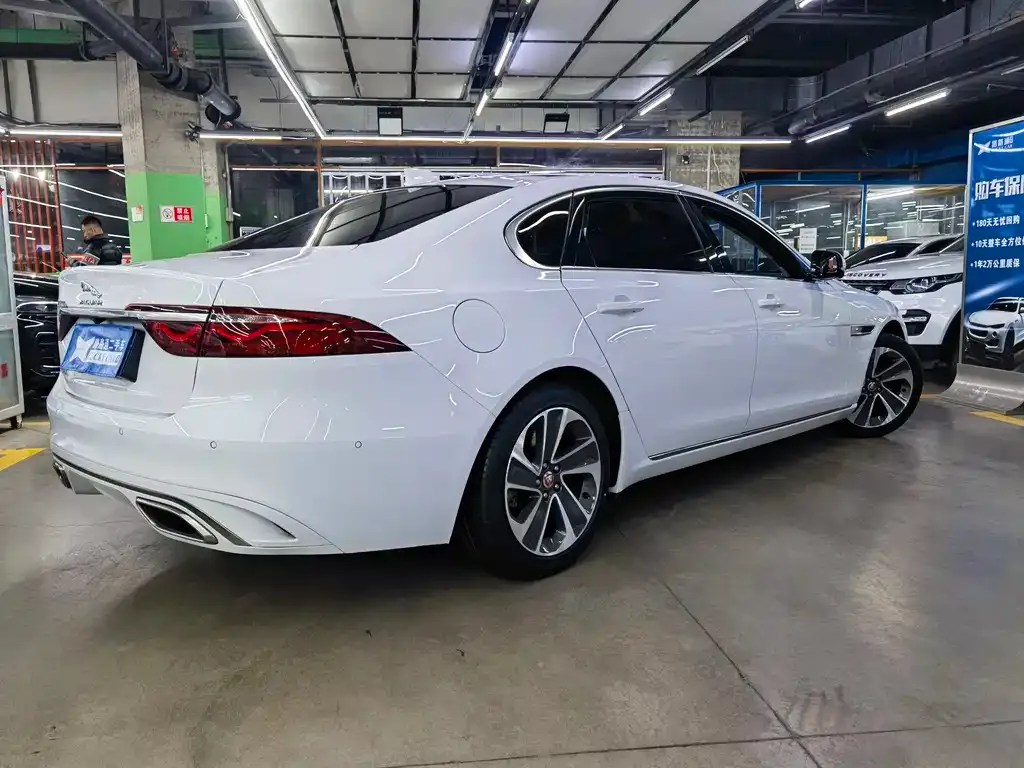 Jaguar XFL 2023 из CN, фото 8