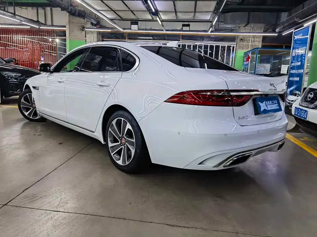 Jaguar XFL 2023 из CN, фото 4