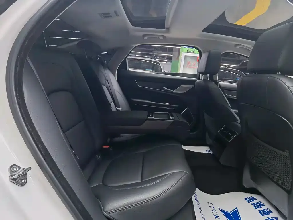 Jaguar XFL 2023 из CN, фото 6