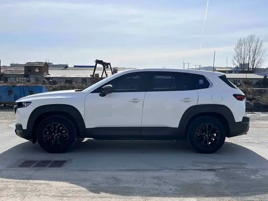 Mazda CX-50 2023 из CN, фото 4
