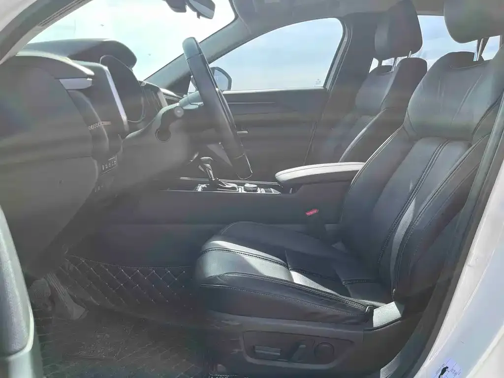 Mazda CX-50 2023 из CN, фото 7
