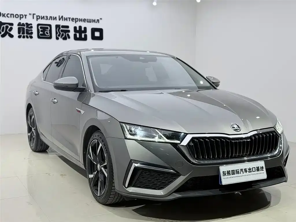 Skoda Octavia — фото 8