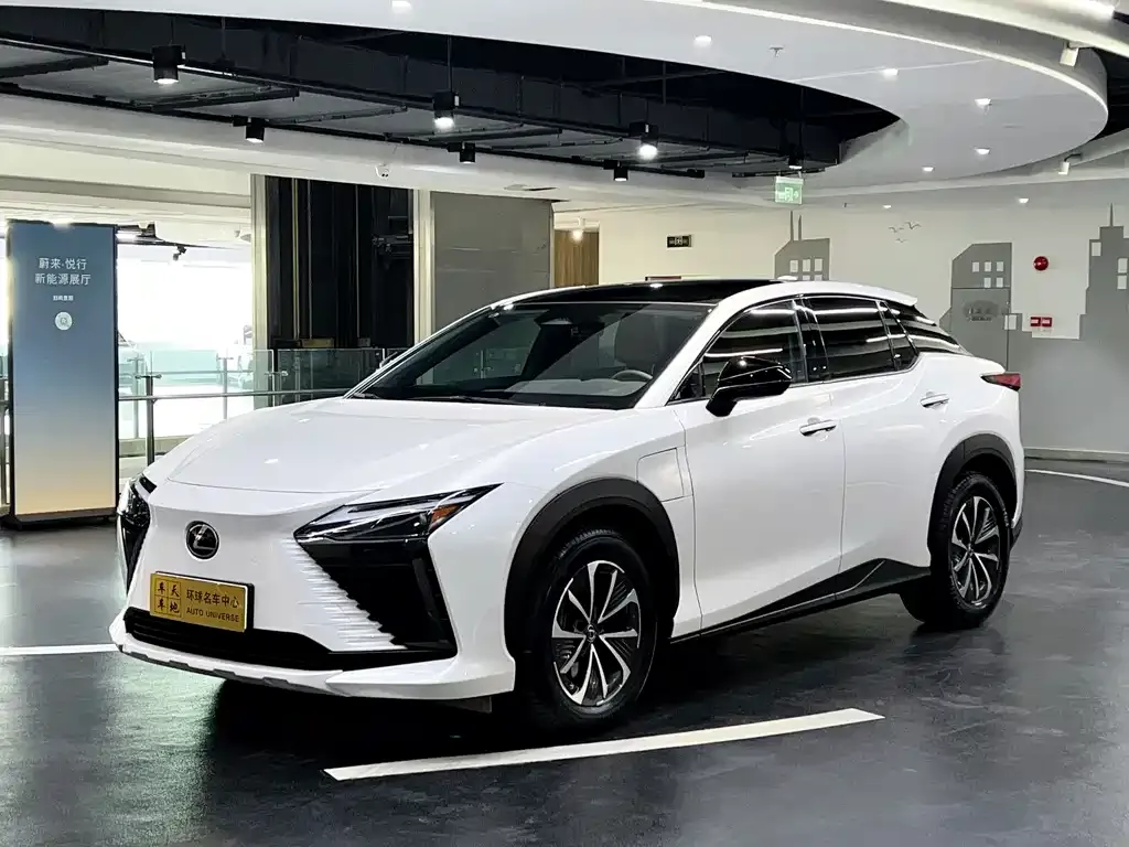 Lexus RZ 2023 из CN, фото 1