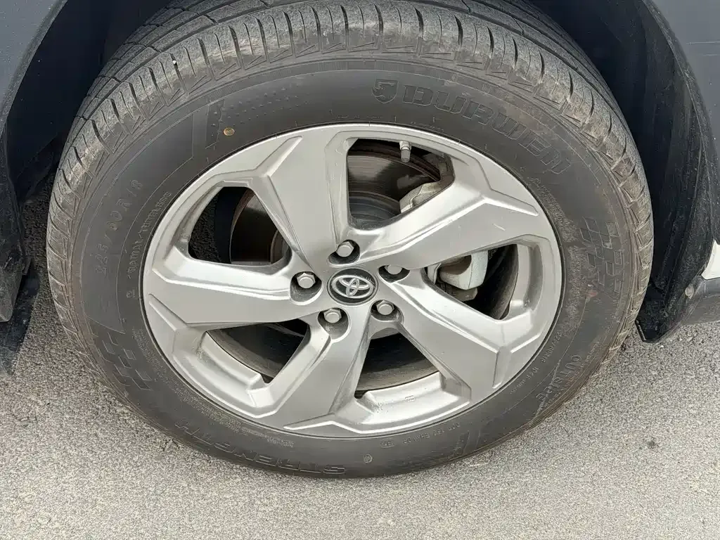 Toyota RAV4 2021 из CN, фото 4