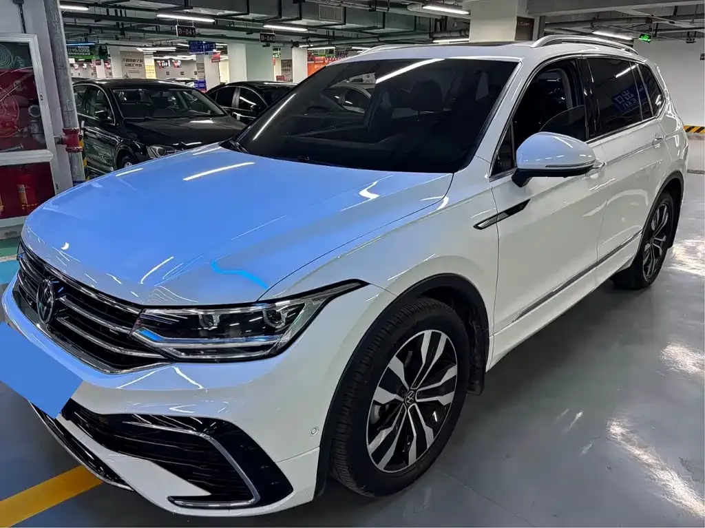Volkswagen Tiguan L 2024 из CN, фото 1