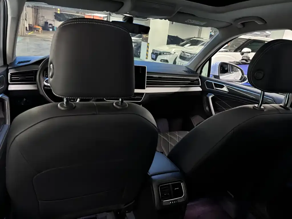 Volkswagen Tiguan L 2024 из CN, фото 4
