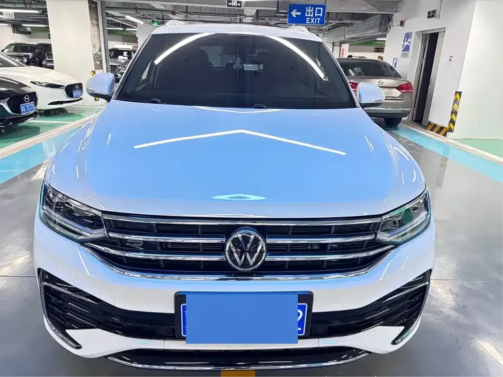 Volkswagen Tiguan L 2024 из CN, фото 5