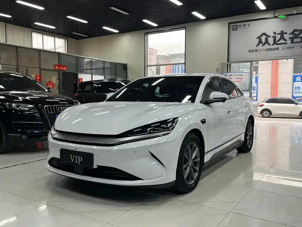 BYD Qin L — фото 1