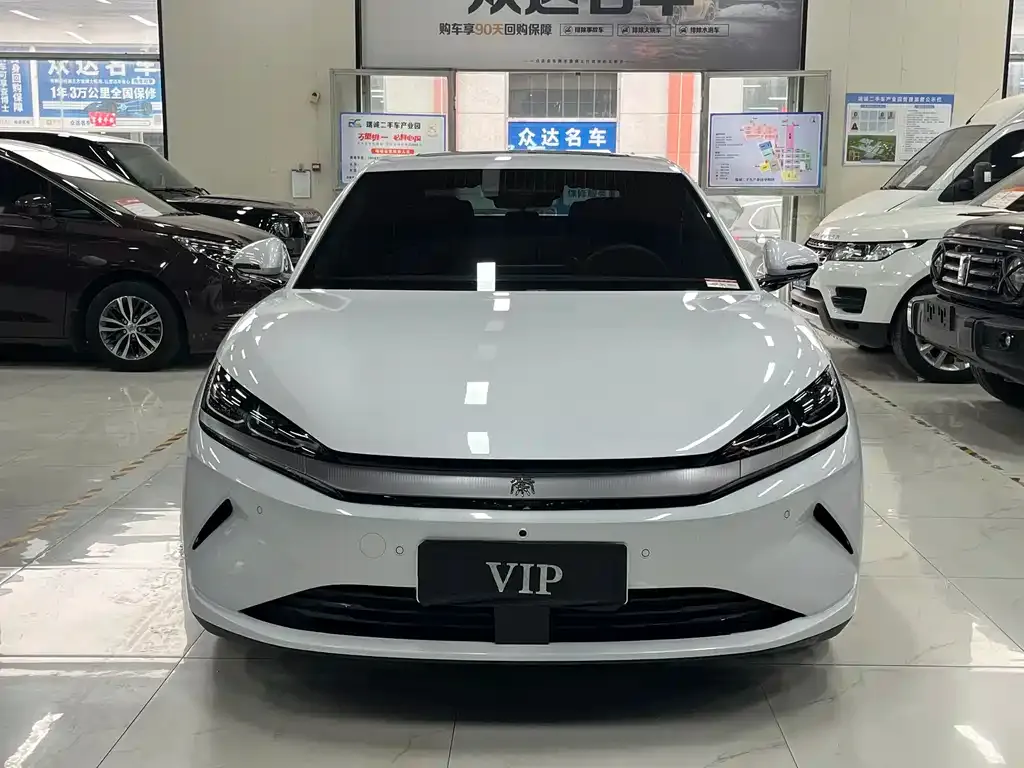 BYD Qin L — фото 8