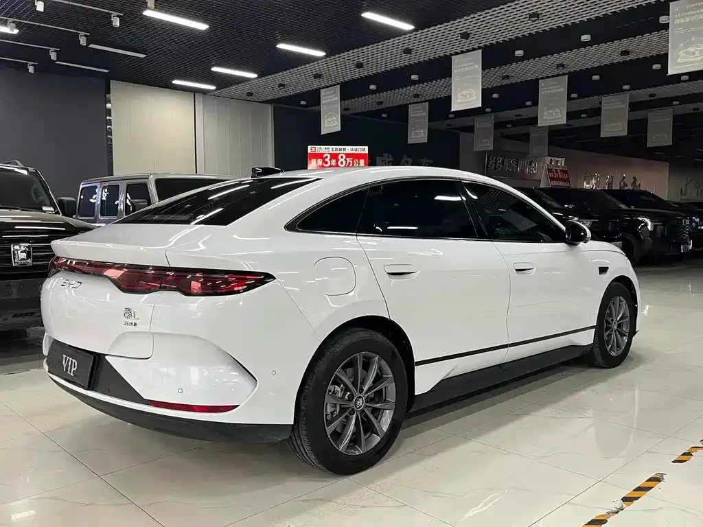 BYD Qin L — фото 3